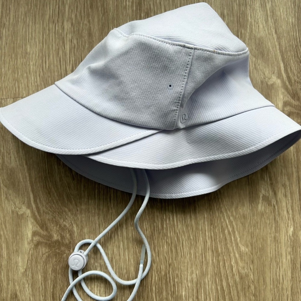 Lululemon Blue Bucket Hat with Chin Strap